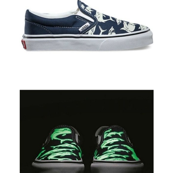 shark slip on vans
